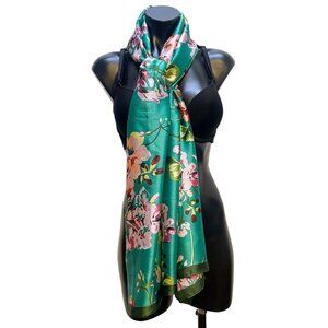 Gucci Floral 100% Silk Scarf Green Pink Design 35" x 70" Rectangle